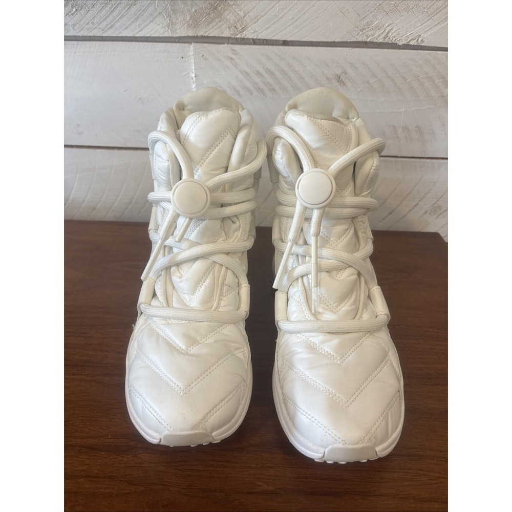 Merrell Waterproof  Insulated Cloud Puff Size 10 Women's Winter Boots White
